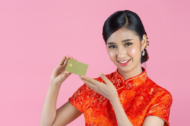 揭秘六合彩兔生肖的奥秘：中奖秘籍与知名品牌全解析